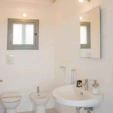 Holiday home Td Trulli Del Podere Trulli With Pool & Scenic View