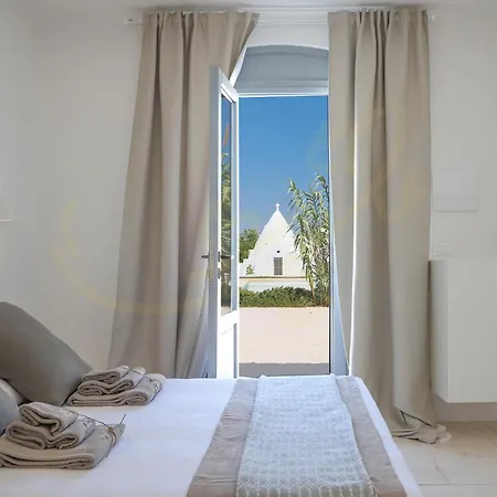 Holiday home Td Trulli Del Podere Trulli With Pool & Scenic View
